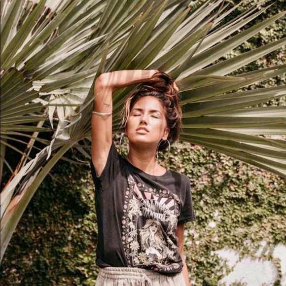 THE GYPSY Vintage Tee-LAST ONE ☝️ - Picture 3 of 4